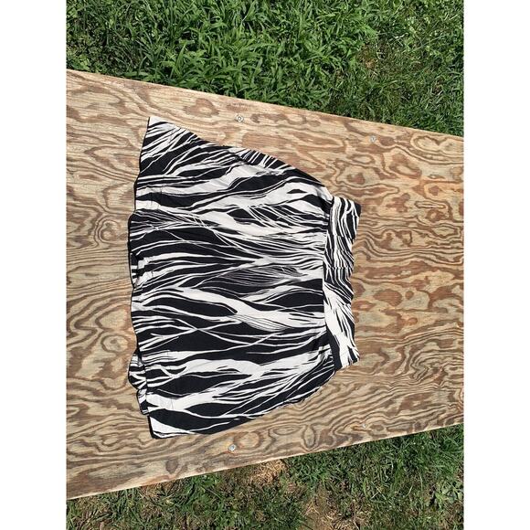 Liz Claiborne Womens Skirt Size Medium Black White Abstract Elastic‎ Summer - Picture 7 of 8